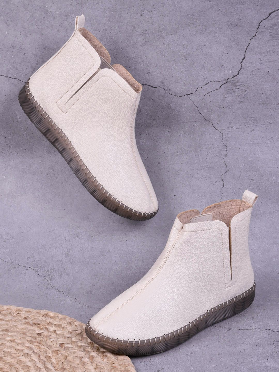 

Jove Women Flatform Chelsea Boots, Beige