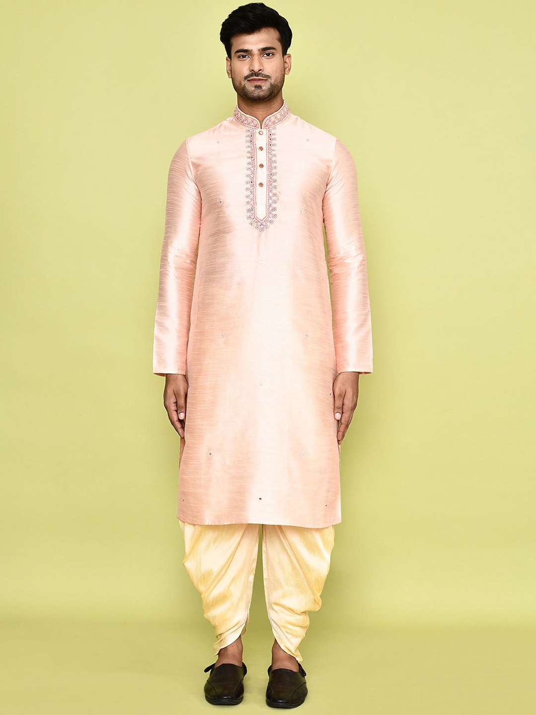 

Arihant Rai Sinha Mandarin Collar Long Sleeves Thread Work Dupion Silk Kurta With Patiala, Pink