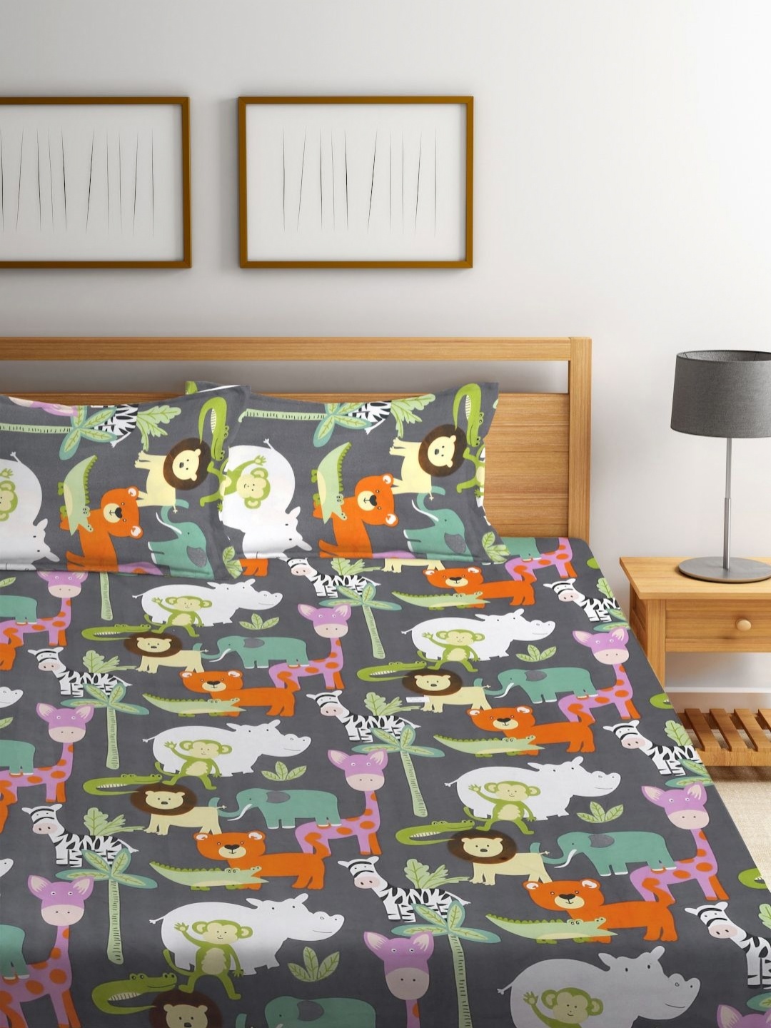 

FABINALIV Grey & White Cartoon Characters 300 TC Cotton King Bedsheet Set-2.50 m X 2.25 m