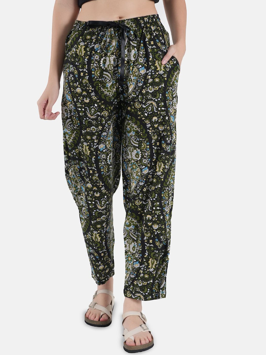 

Jandir Fashion Women Mid-Rise Ethnic Motifs Printed Trousers, Black