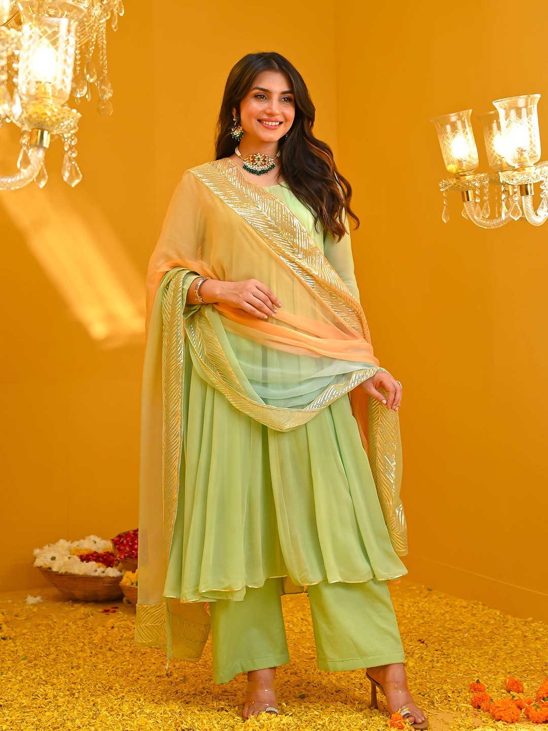 

Bunaai Round Neck Gotta Patti Georgette Anarkali Kurta With Trousers & Dupatta, Green