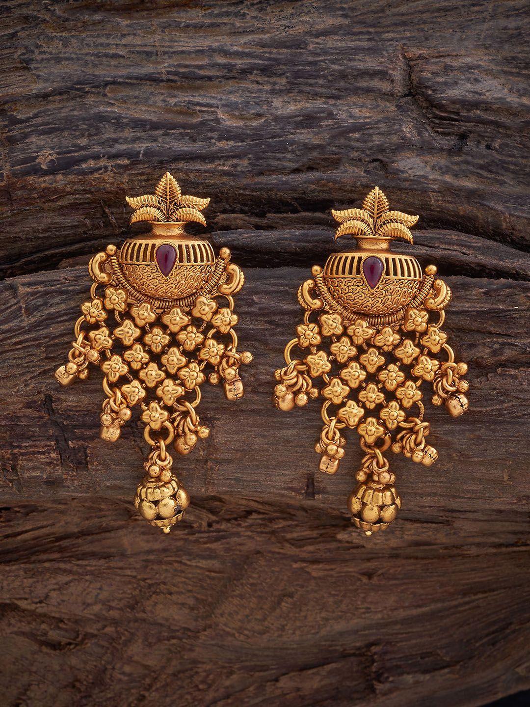 

Kushal's Fashion Jewellery Gold-Plated Stone Studded Contemporary Antique Drop Earrings, Red
