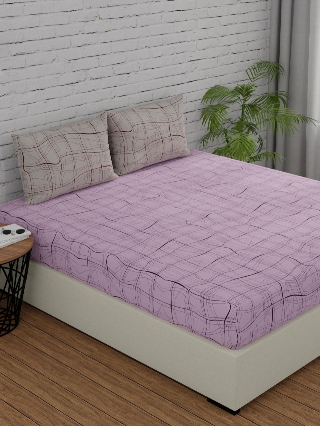 

Huesland Pink & Red 144 TC Cotton Single Bedsheet Set-2.23 m x 1.39 m