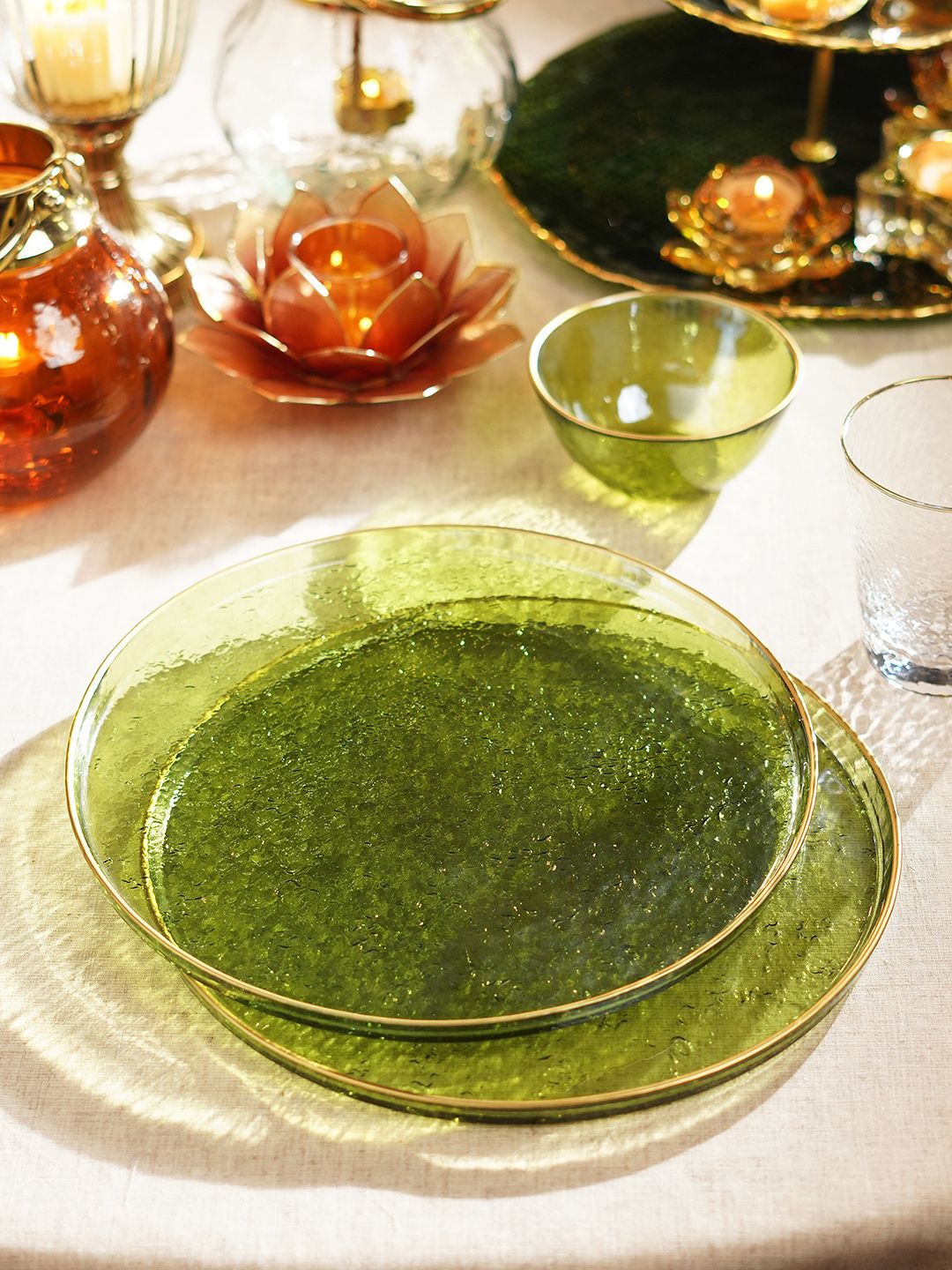 

Pure Home and Living Green & Gold Toned 2 Pieces Textured Glass Dinner Plates