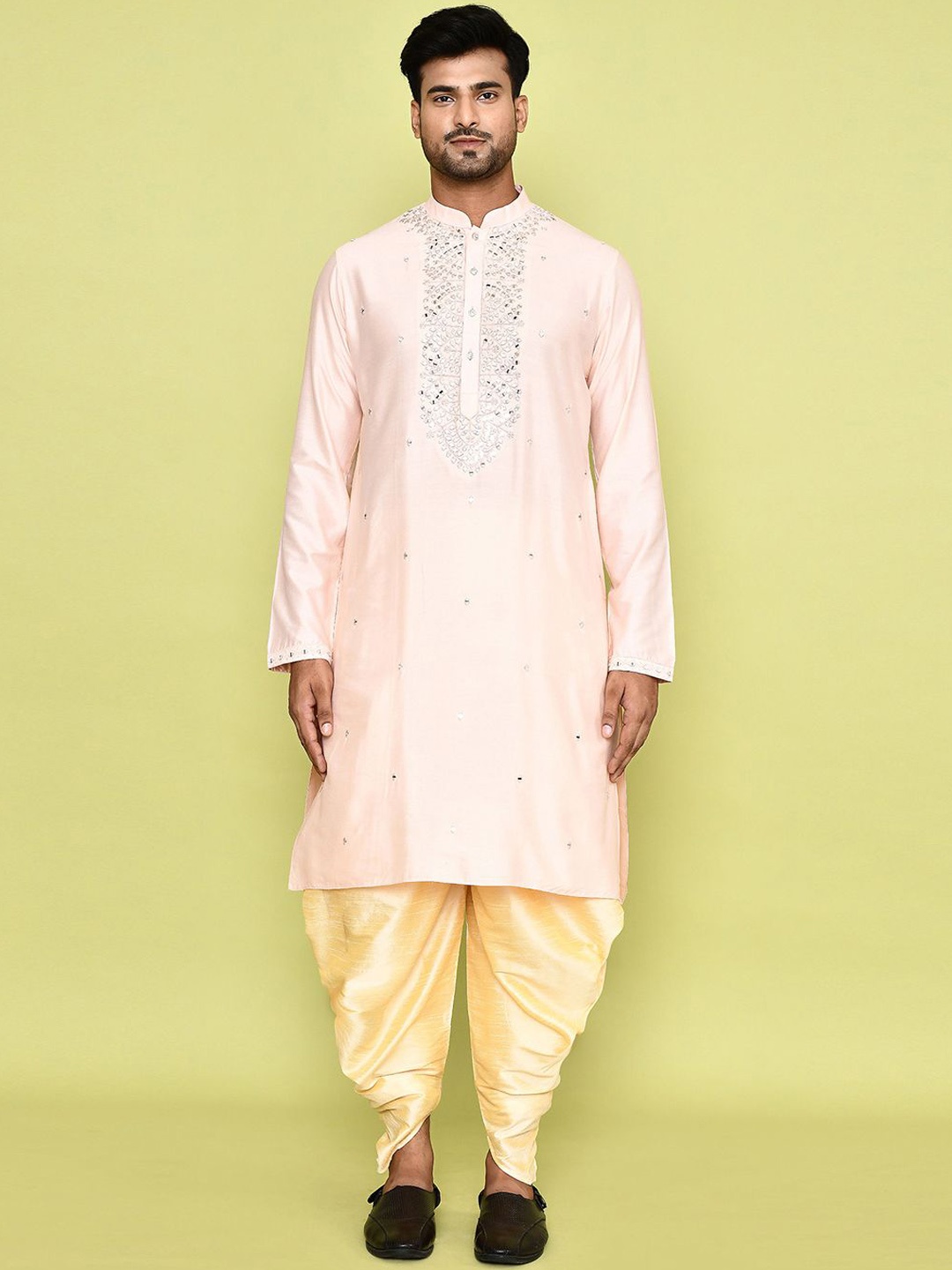 

Arihant Rai Sinha Mandarin Collar Long Sleeves Regular Mirror Work Kurta With Patiala, Pink