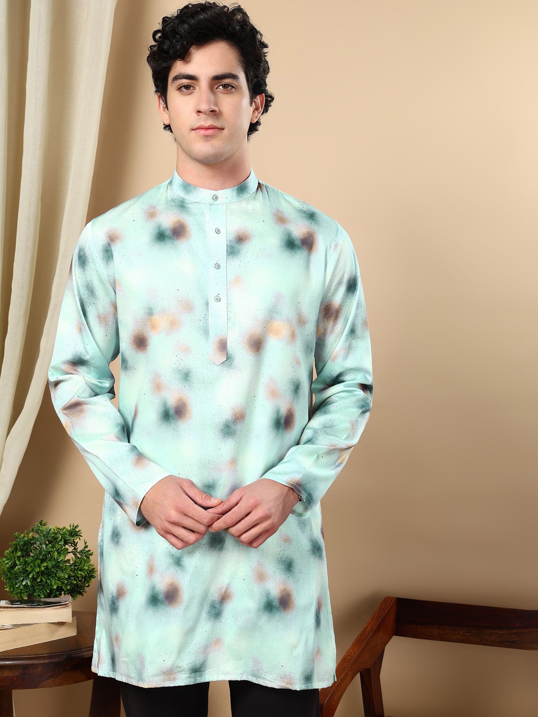 

TATTVA Abstract Printed Band Collar Cotton Straight Short Kurta, Blue