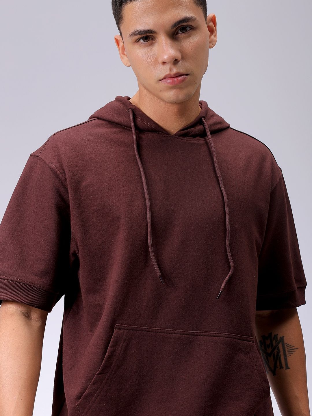 

The Indian Garage Co Men Hooded Solid Sweatshirt, Brown