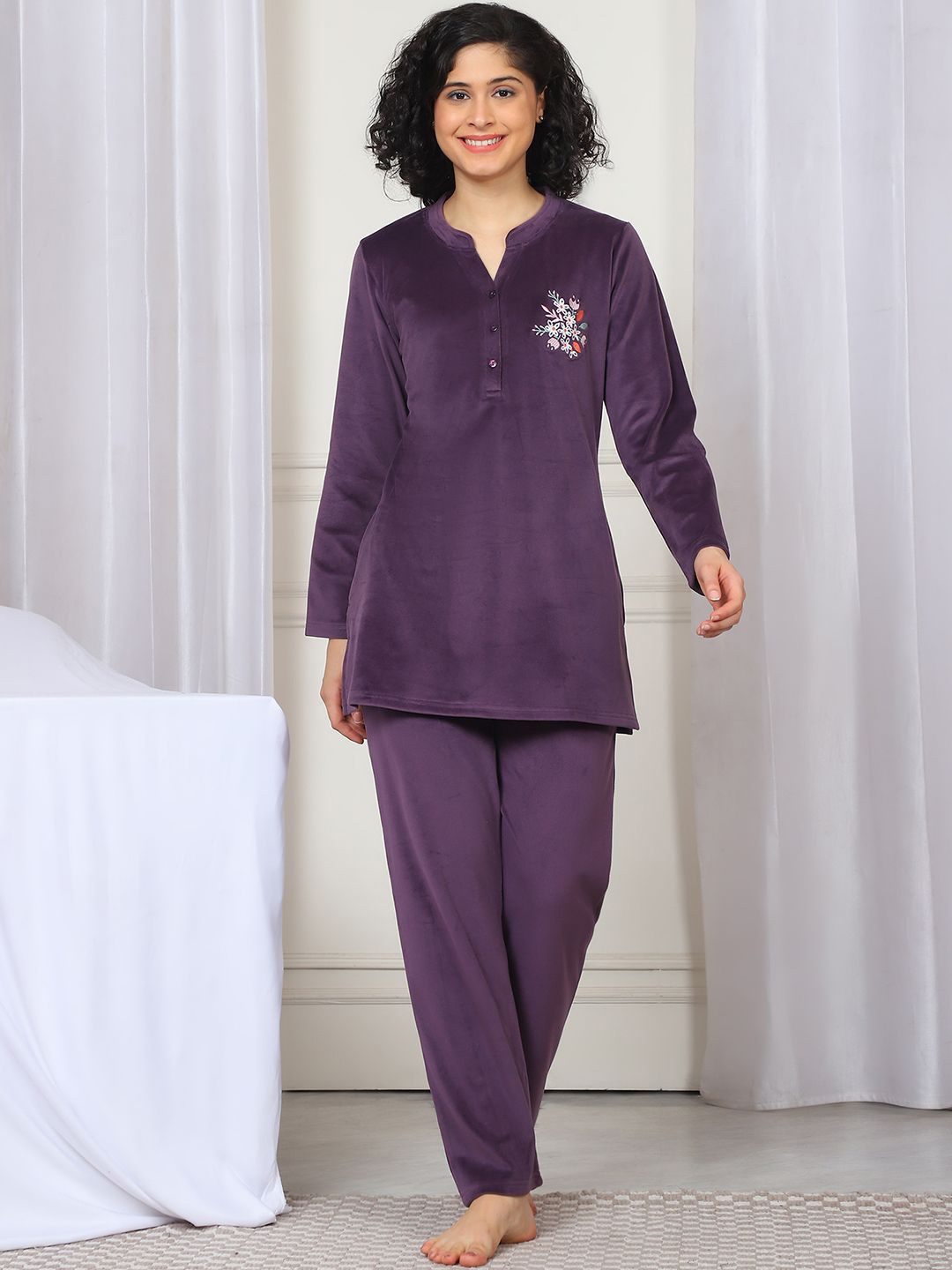 

Kanvin Women Mandarin Collar Night suit, Purple