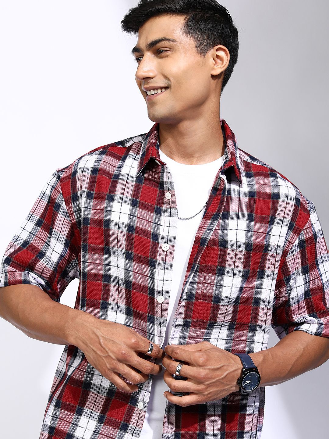 

LOCOMOTIVE Men Cutaway Collar Tartan Checked Cotton Oversized Casual Shirt, Red
