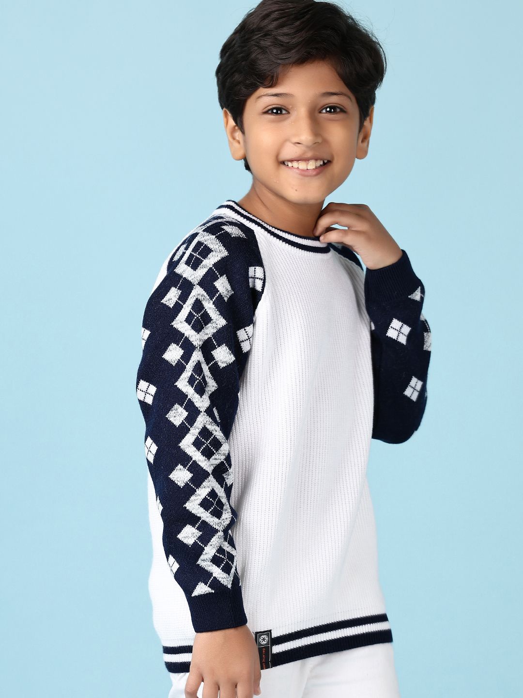 

V-Mart Boys Cotton Self Design Printed Pullover, White