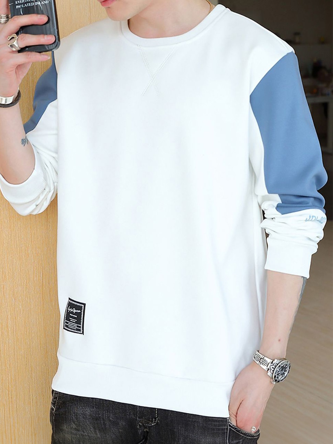 

StyleCast x Revolte Men Colourblocked Round Neck Long Sleeves Sweatshirt, White