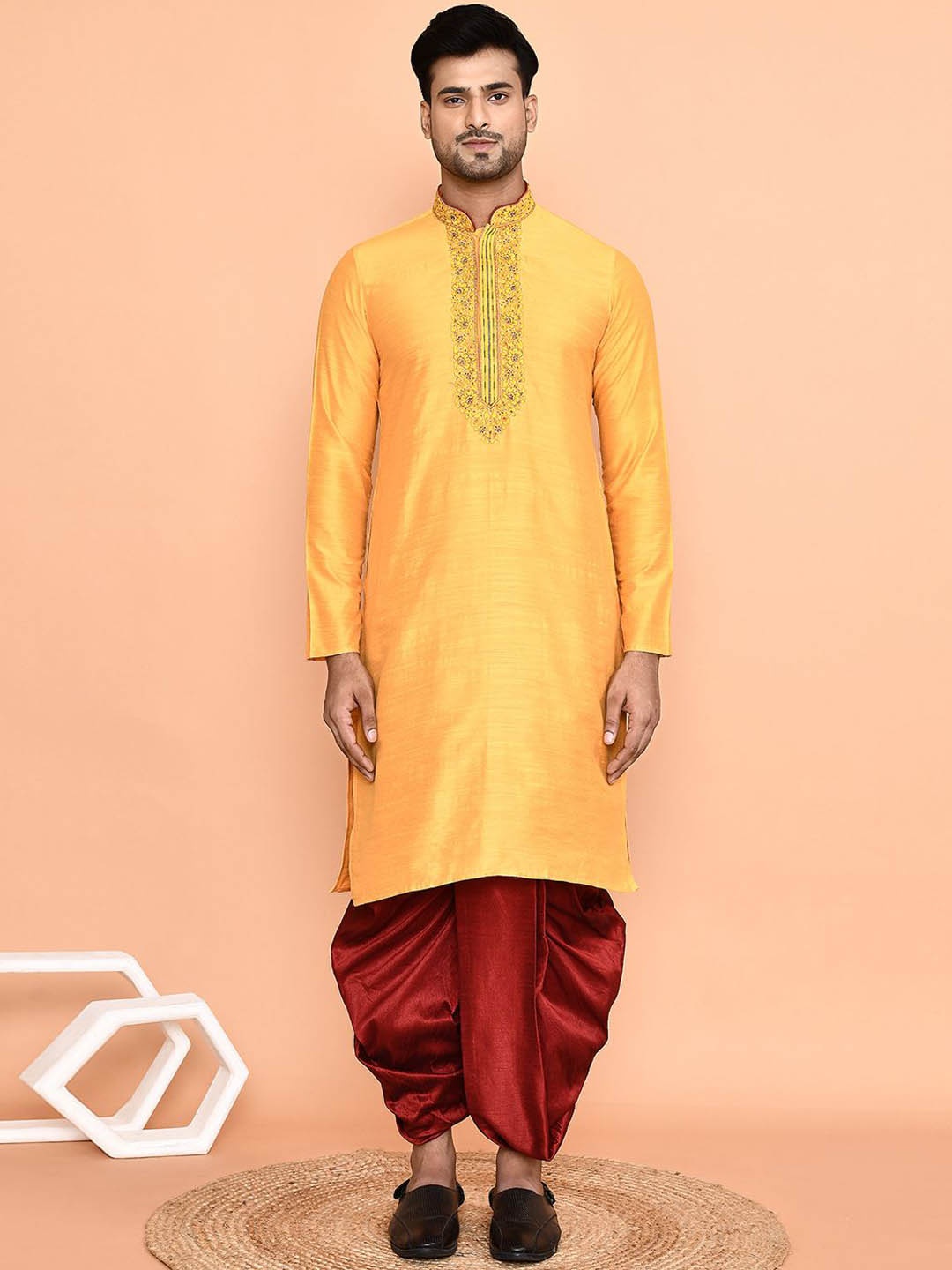 

Arihant Rai Sinha Floral Embroidered Regular Pure Cotton Kurta With Dhoti Pant, Yellow