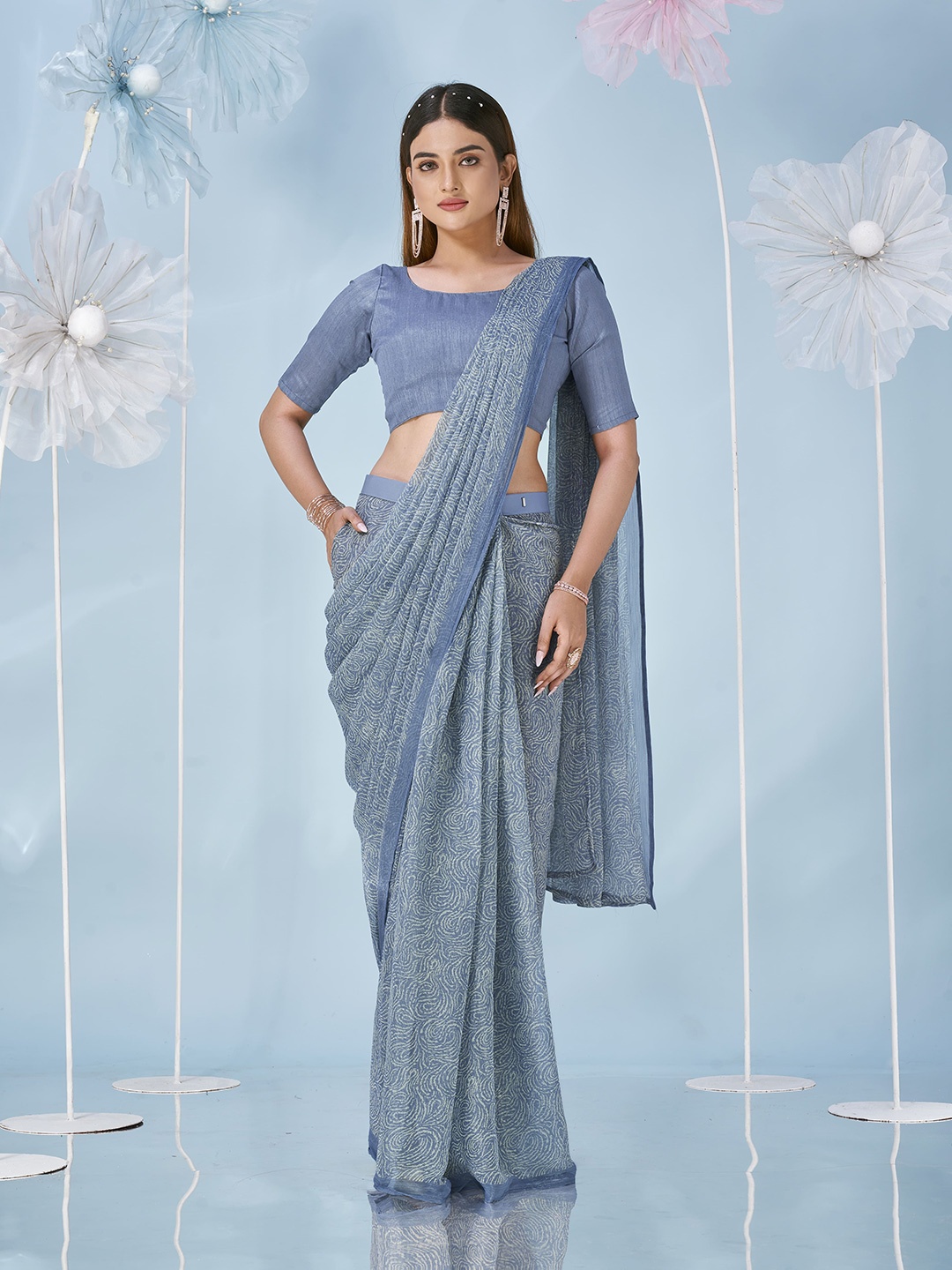 

AMOHA TRENDZ Pure Chiffon Ready to Wear Saree, Blue