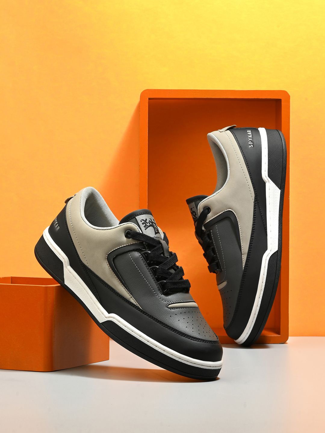 

SPYKAR Men colourblocked PU Sneakers, Grey