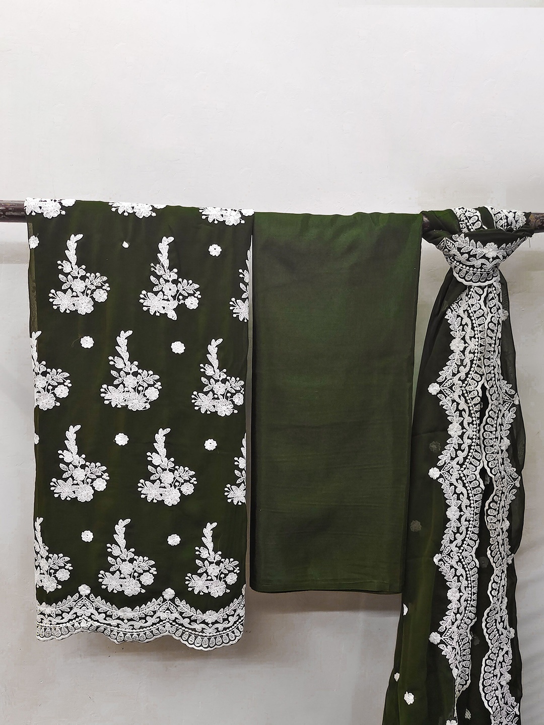 

Maroosh Embroidered Thread Work Unstitched Dress Material, Green
