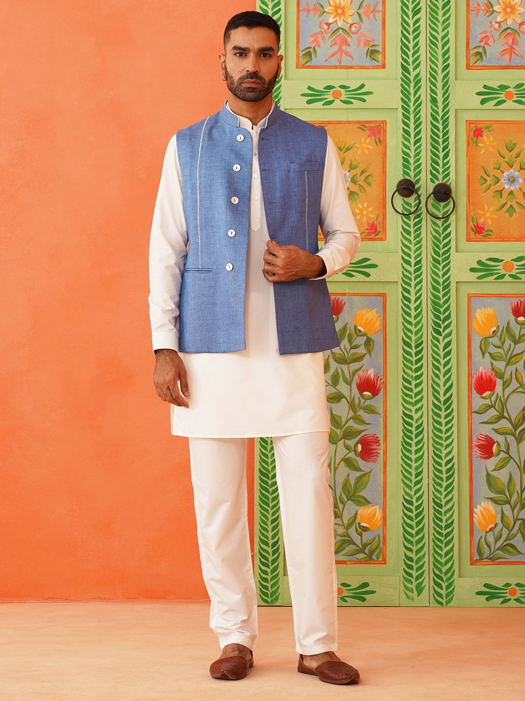 

TheEthnic.Co Mandarin Collar Cotton Linen Kurta with Pyjamas, Blue