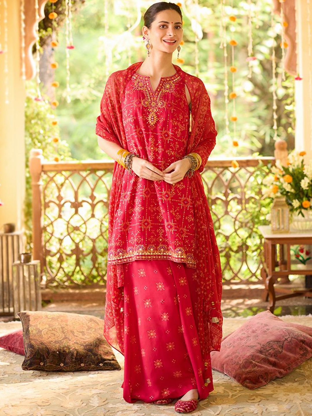 

Global Desi Ethnic Motifs Embroidered Beads and Stones Kurta With Palazzos & Dupatta, Red