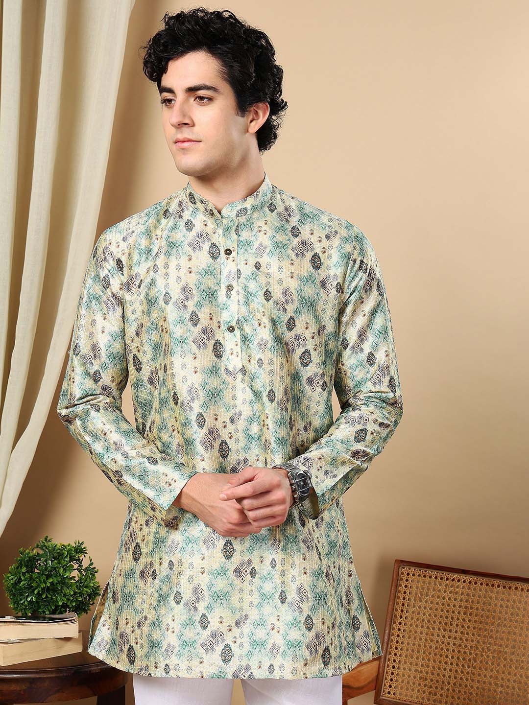 

TATTVA Ethnic Motifs Printed Mandarin Collar Straight Short Kurta, Green