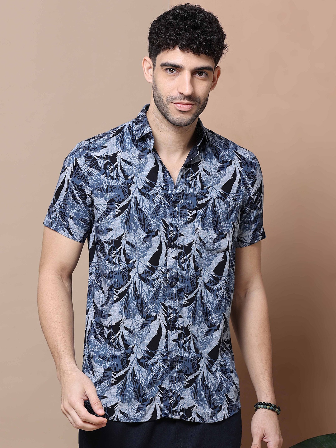 

HOUSE OF MAHNOTS Men Classic Spread Collar Floral Printed Casual Shirt, Blue