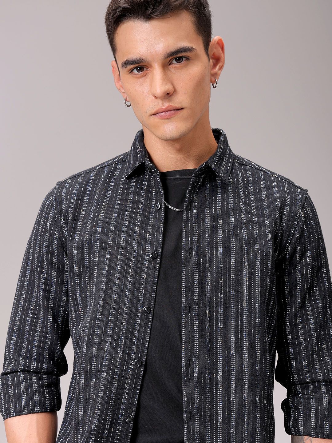

The Indian Garage Co Men Regular Fit Dobbr Textured Resortwear Shirt, Black