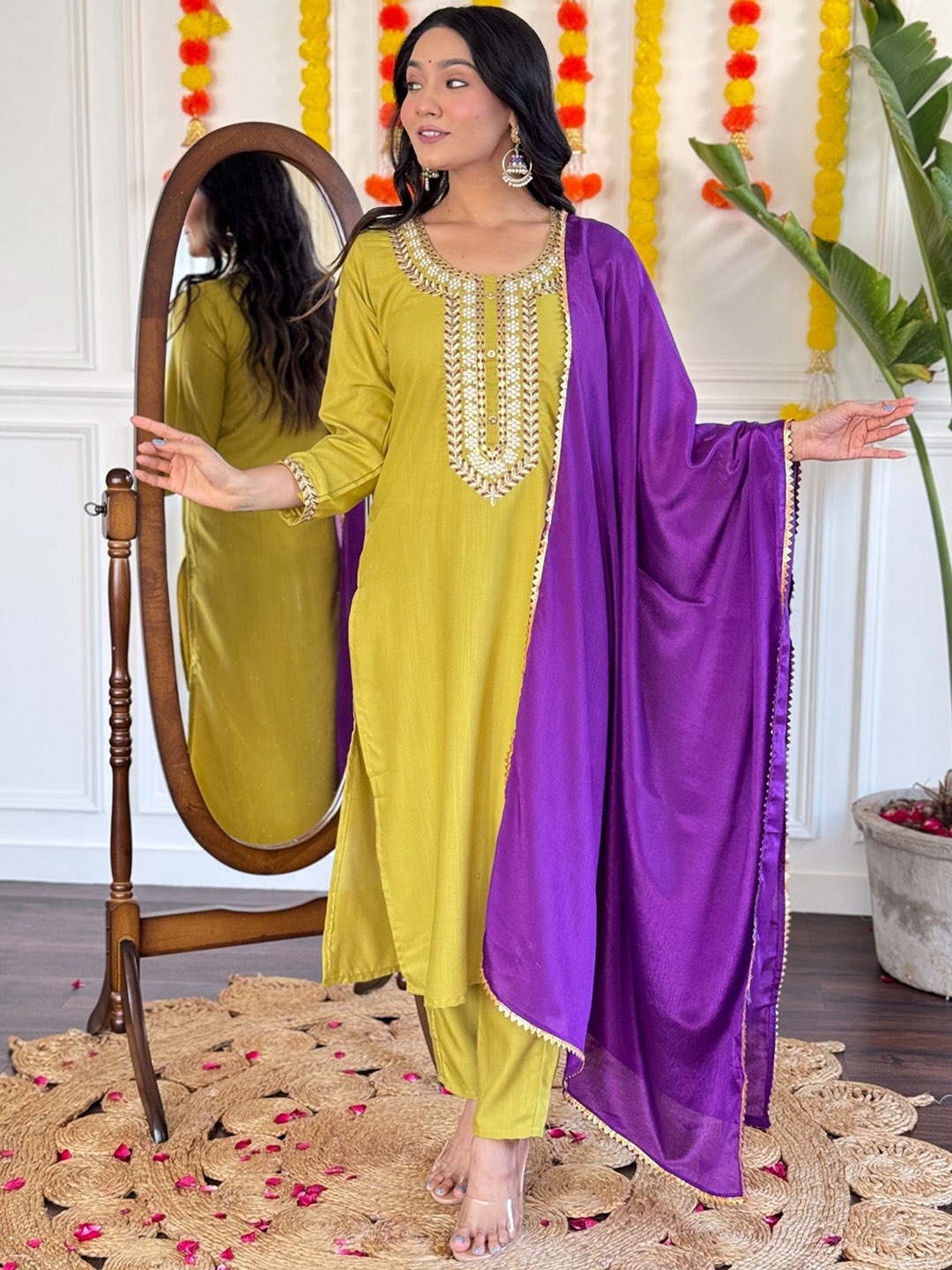 

Anouk Lime Green Floral Embroidered Round Neck Regular Kurta With Trouser With Dupatta