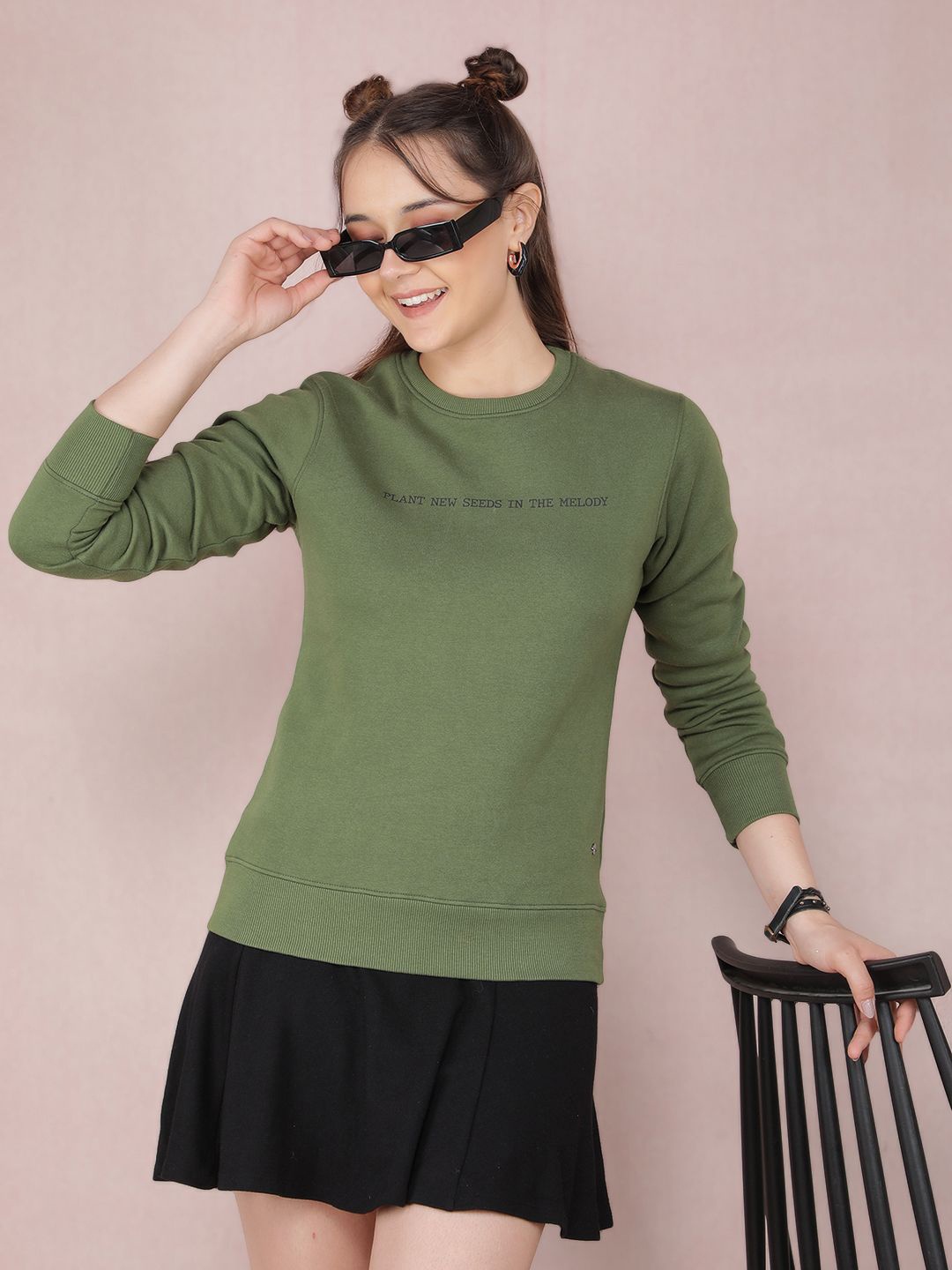

Crimsoune Club Women Printed Sweatshirt, Green