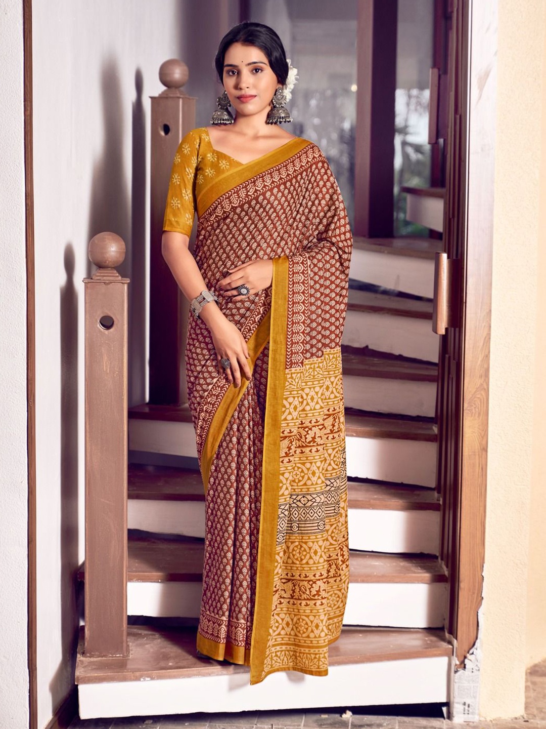 

Anouk Ethnic Motifs Printed Pure Cotton Bagru Saree, Maroon