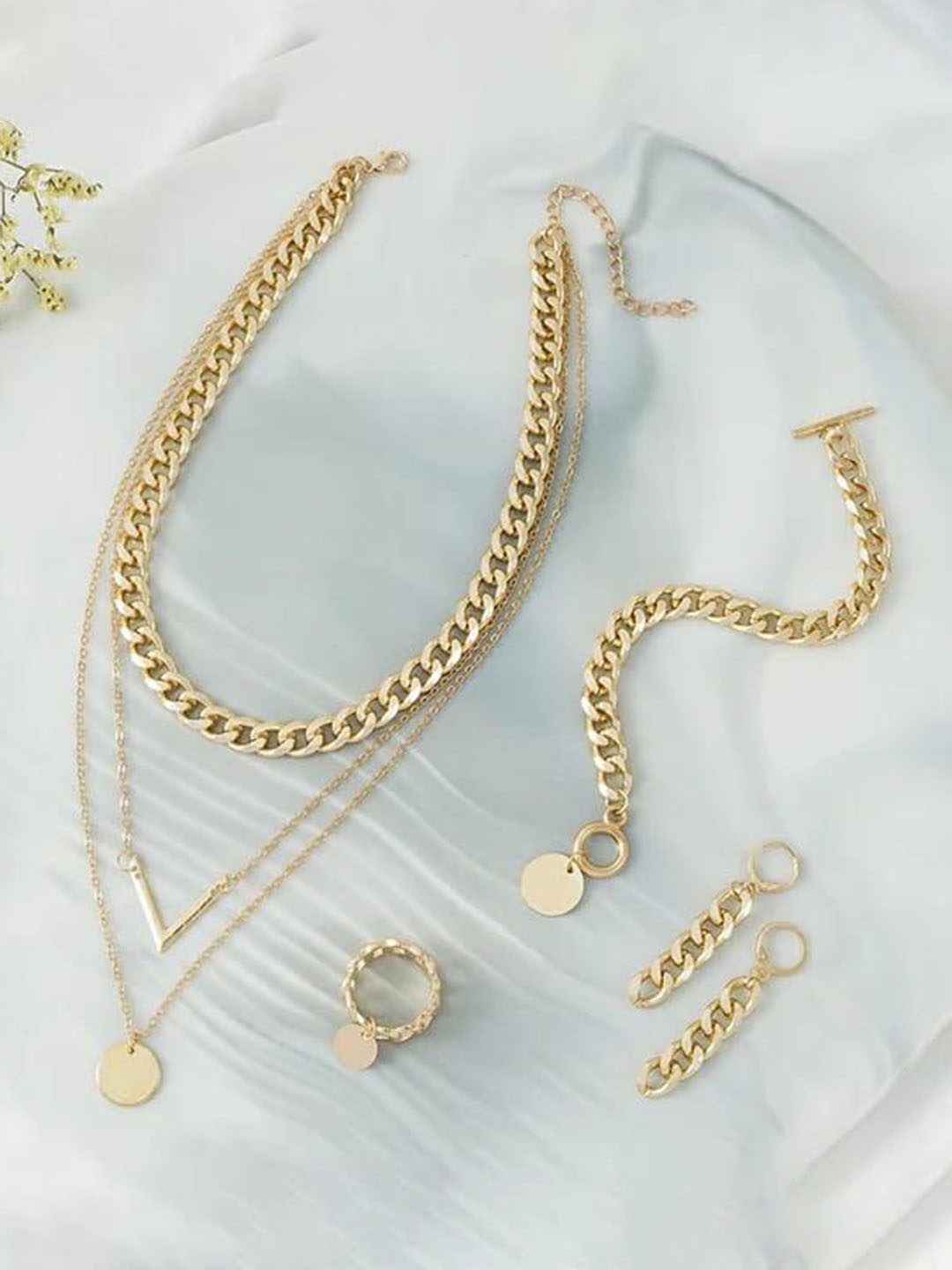 

YU FASHIONS Stainless Steel Gold-Plated Textured Jewellery Set
