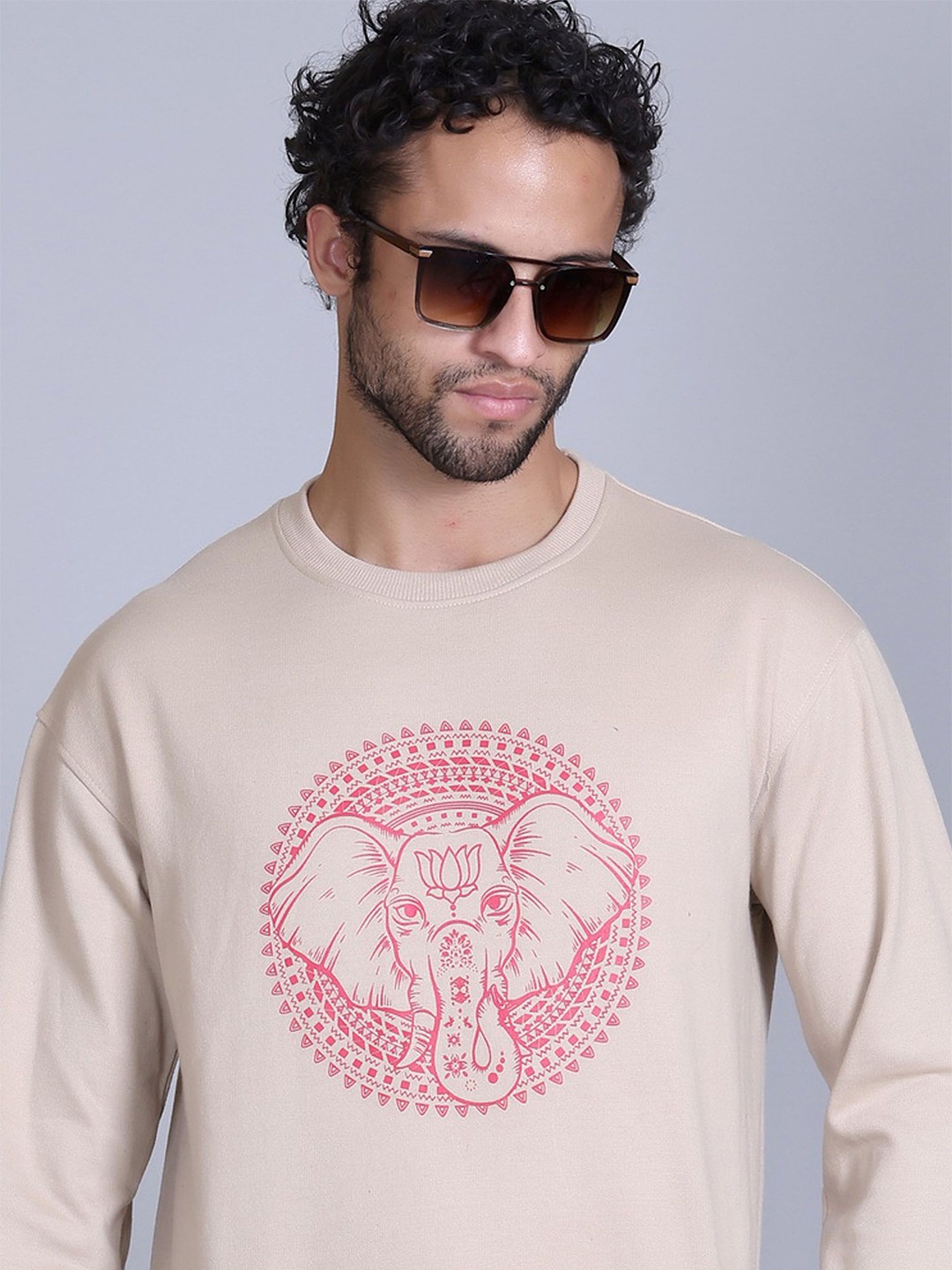 

Obaan Men Printed Sweatshirt, Beige