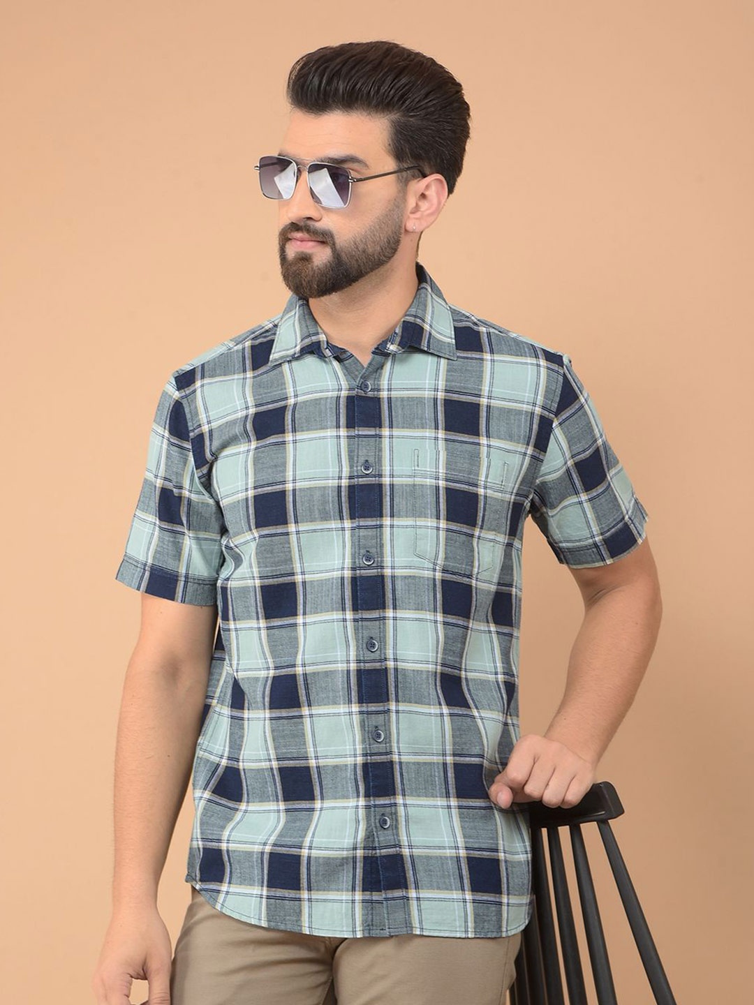 

Crimsoune Club Men Classic Spread Collar Tartan Checked Cotton Casual Shirt, Green
