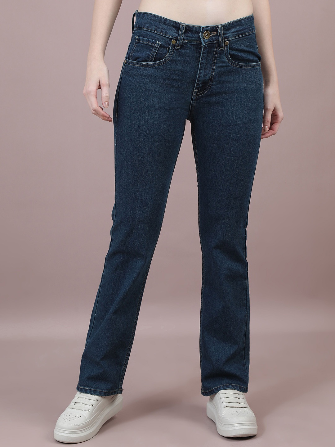 

The Roadster Lifestyle Co Women Mid-Rise Boot Cut Fit Stretchable Jeans, Black