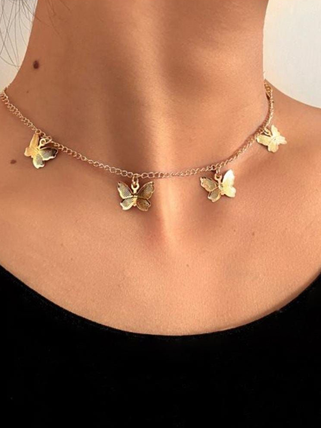 

YU FASHIONS Gold-Plated Cute Butterfly Necklace