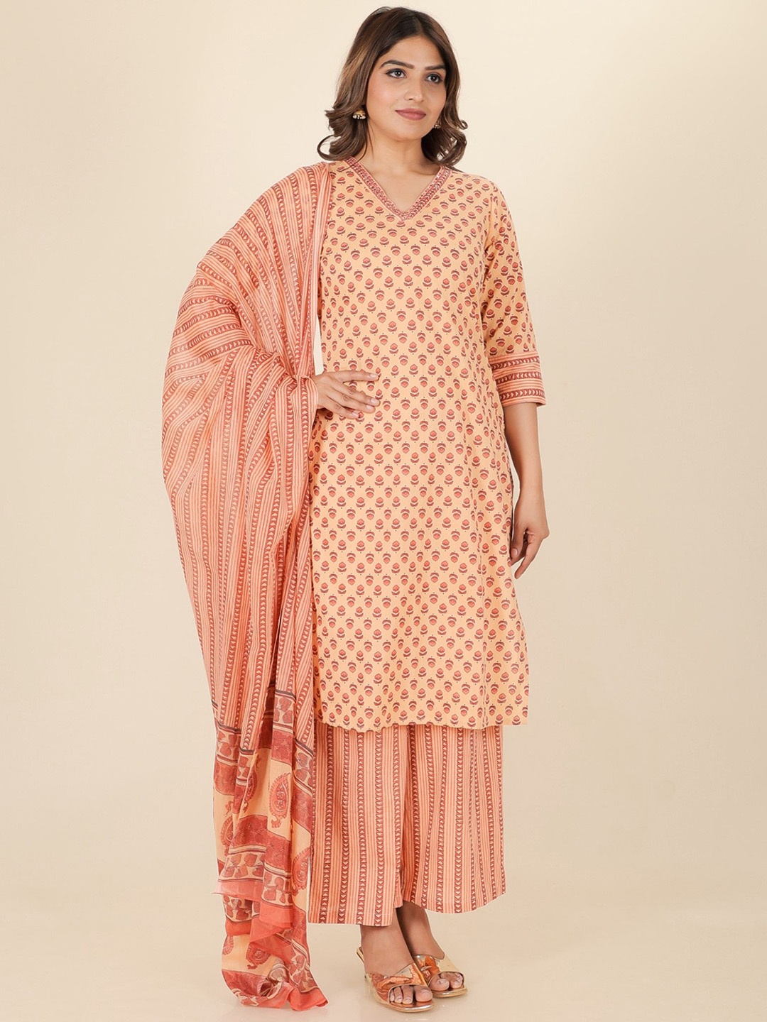 

Aramya Ethnic Motifs Printed Pure Cotton Straight Kurta With Palazzo & Dupatta, Beige