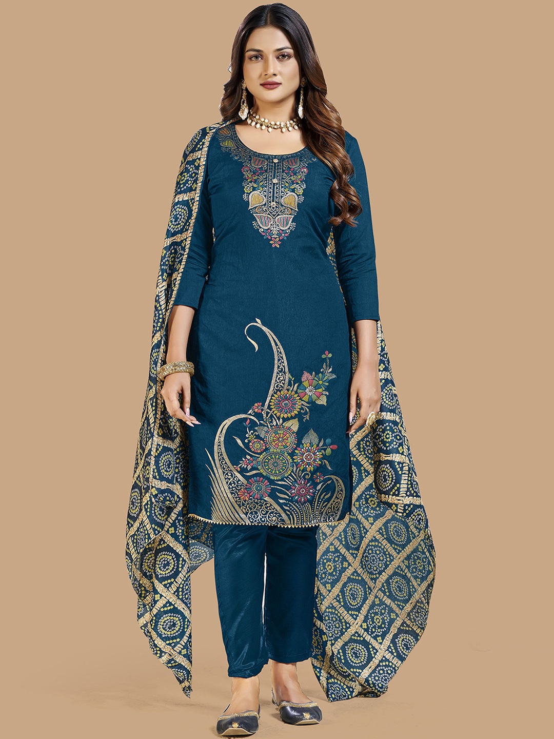 

Maroosh Embellished Unstitched Dress Material, Turquoise blue