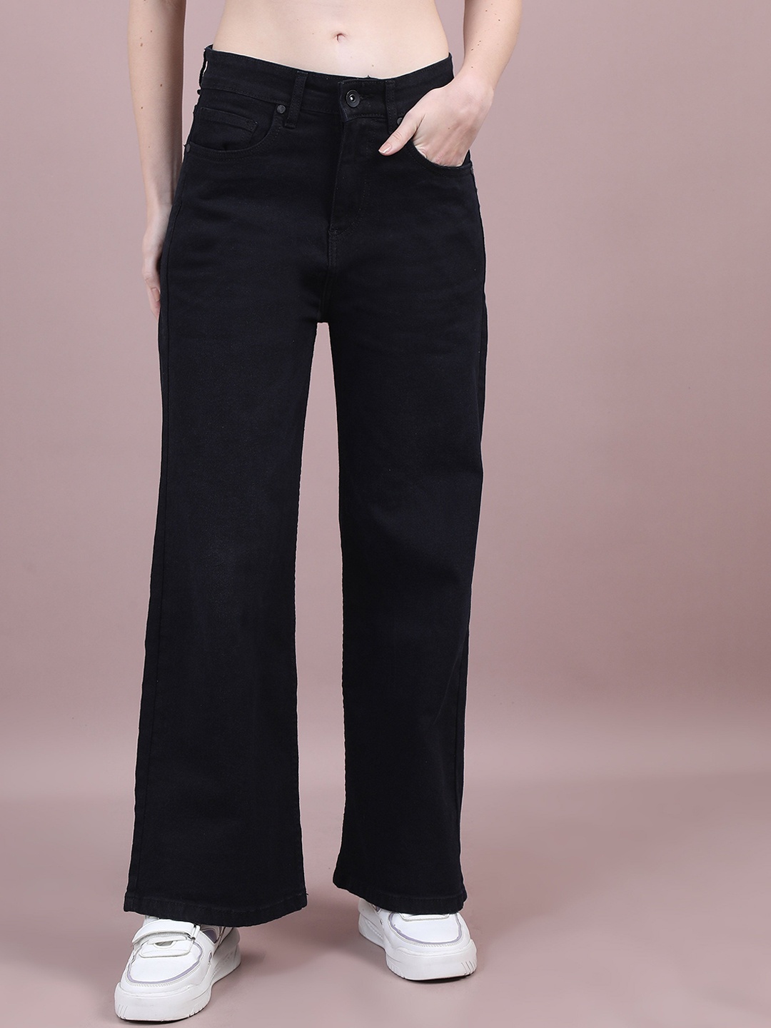 

Roadster Women Light Fade Wide Leg Jeans, Black
