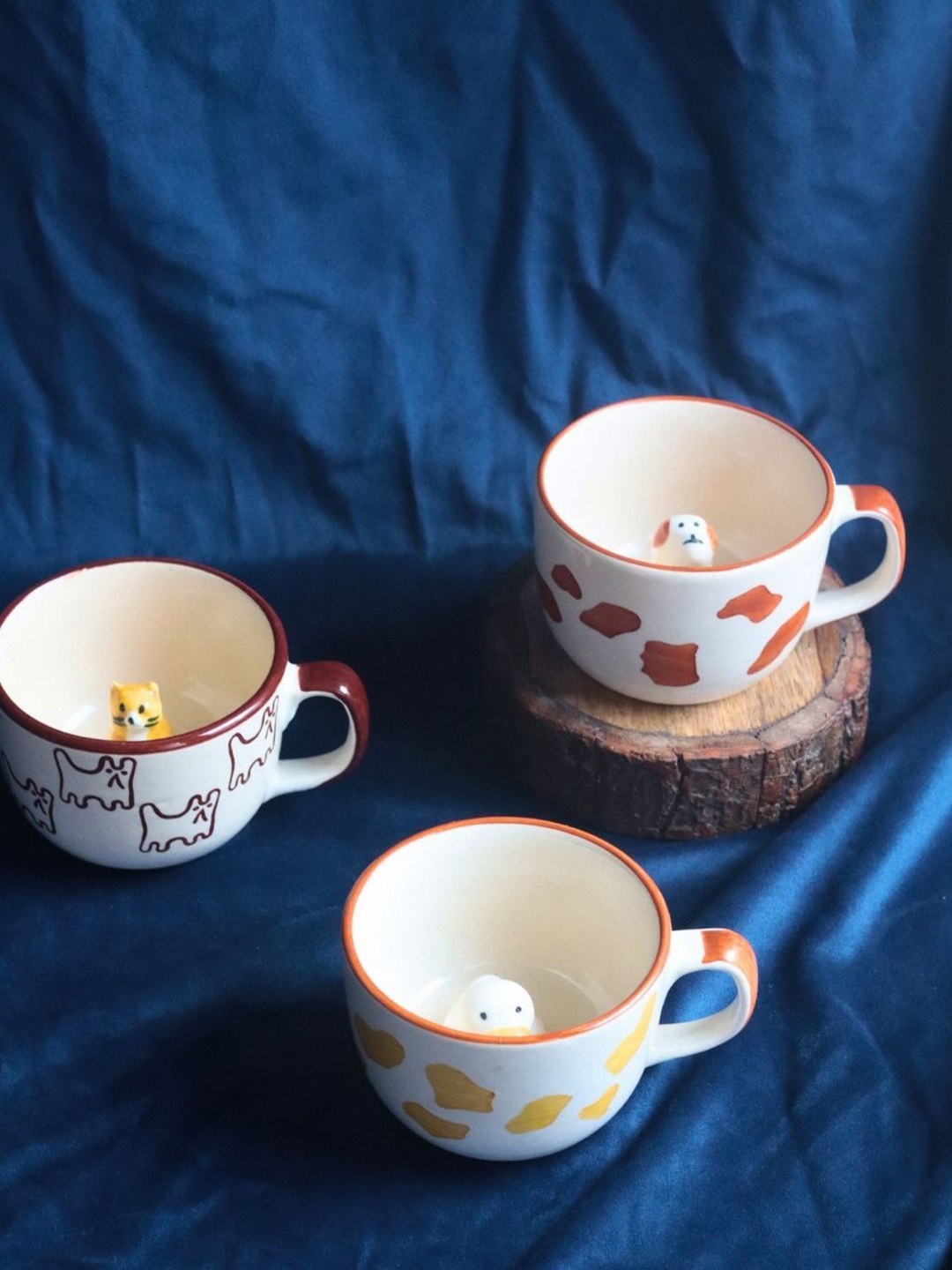 

WEAVING HOMES White & Blue 3 Pieces Printed Ceramic Glossy Mugs 220 ml