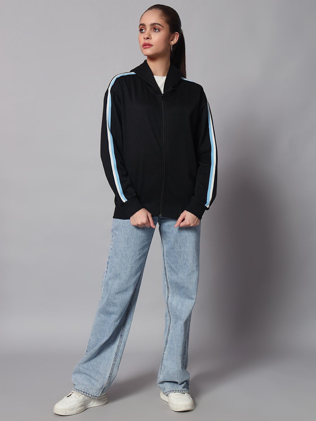 

Obaan Women Hooded Sweatshirt, Black