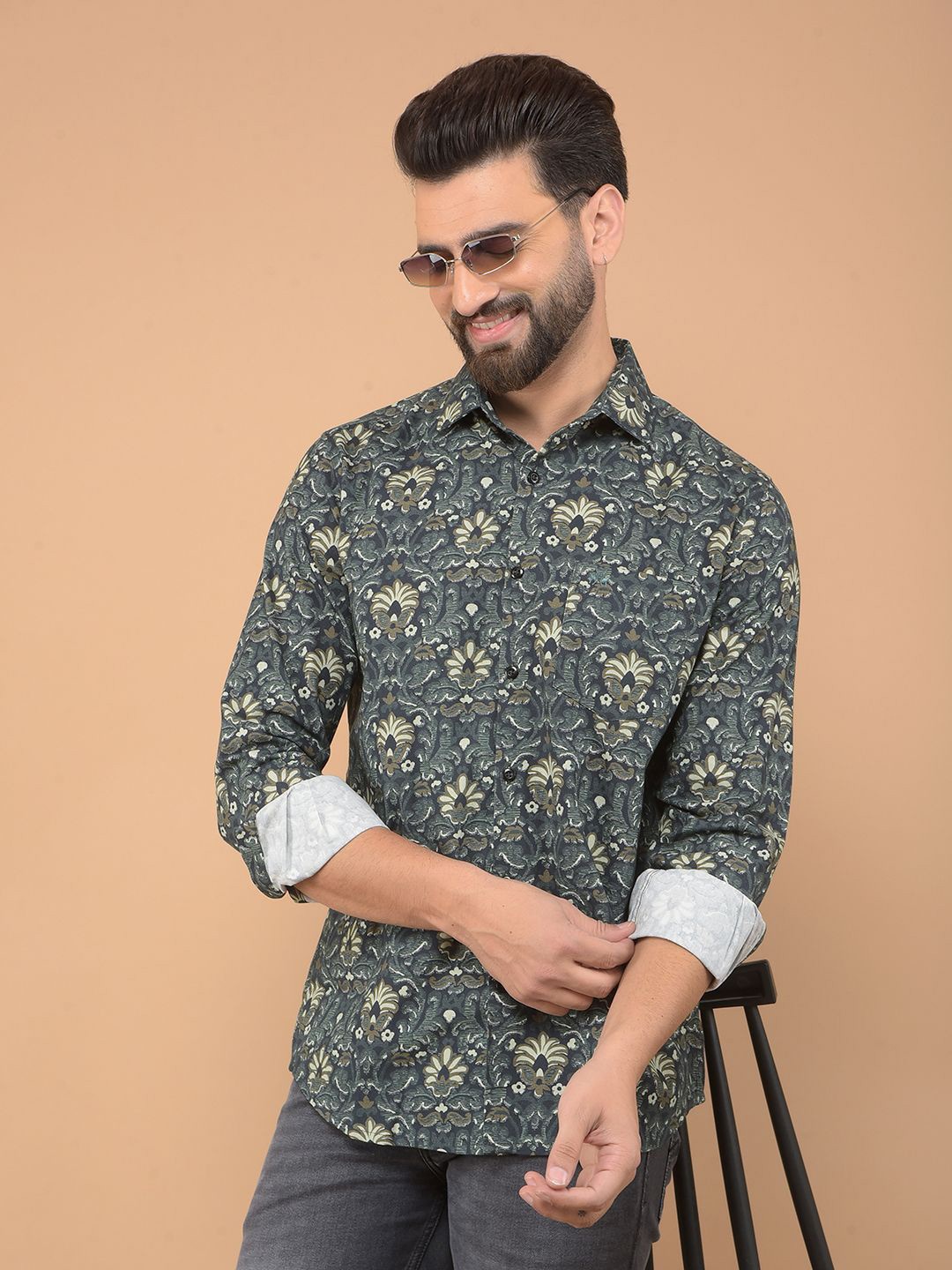 

Crimsoune Club Men Classic Slim Fit Floral Opaque Printed Casual Shirt, Green