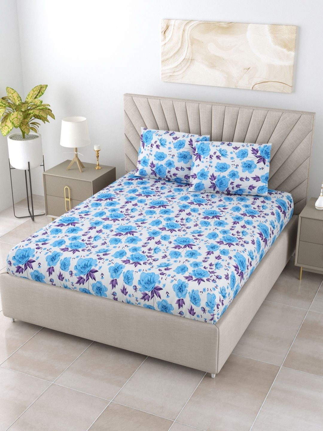 

BOMBAY DYEING Blue & White Floral 144 TC Cotton King Bedsheet Set-2.74 m x 2.74 m