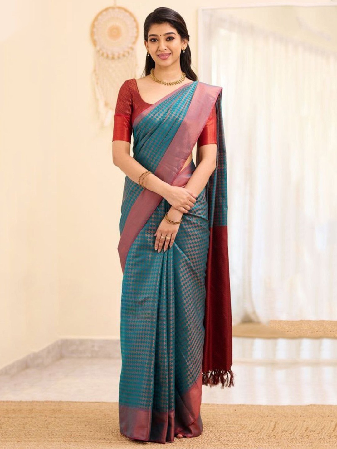 

Visit Wear Woven Design Zari Pure Silk Banarasi Saree, Sea green