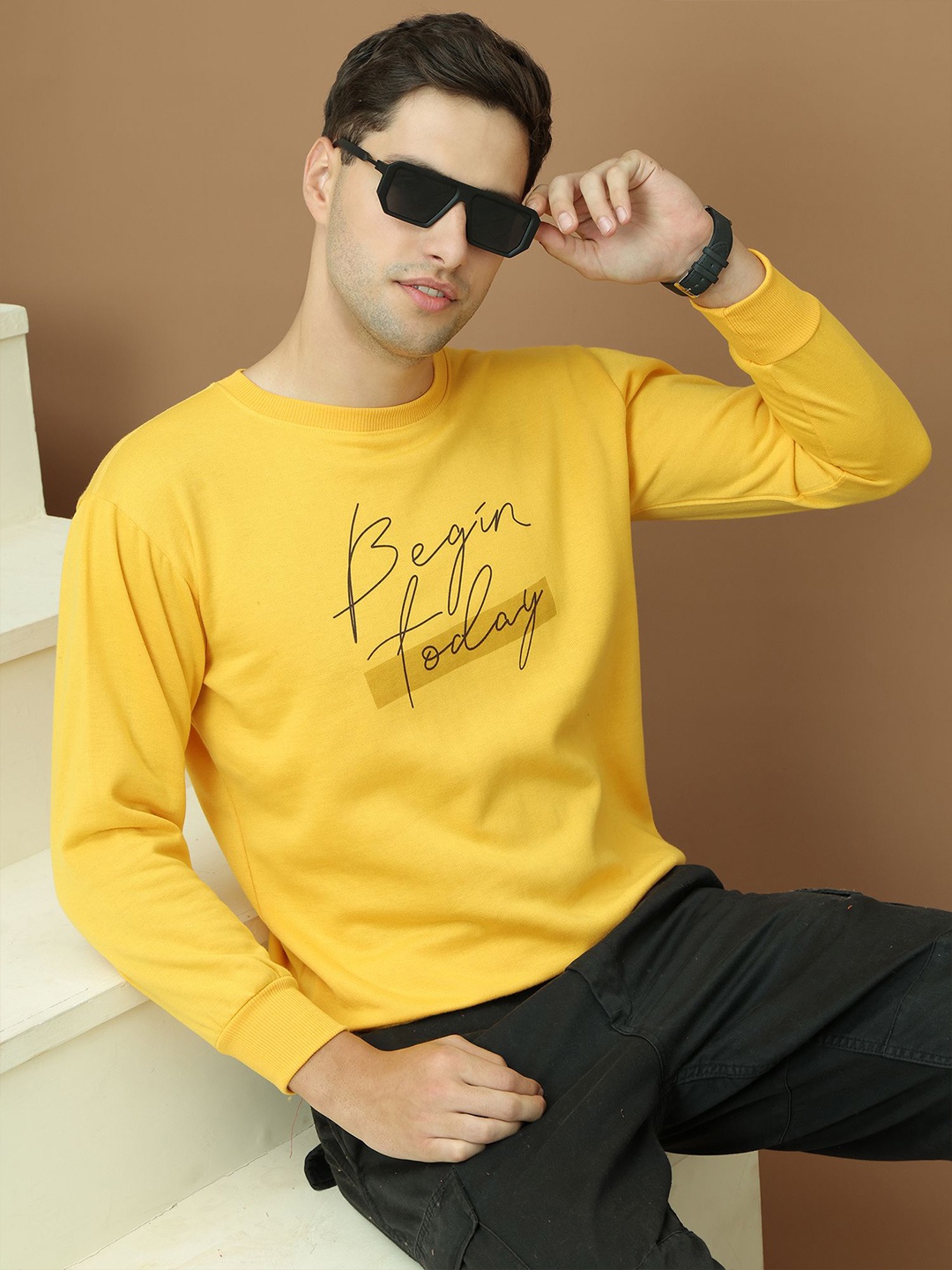 

MACK JONNEY Men Typography Printed Sweatshirt, Yellow
