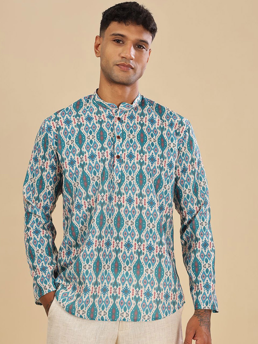 

Vestirio Ethnic Motifs Printed Mandarin Collar Long Sleeves Regular Straight Kurta, Turquoise blue