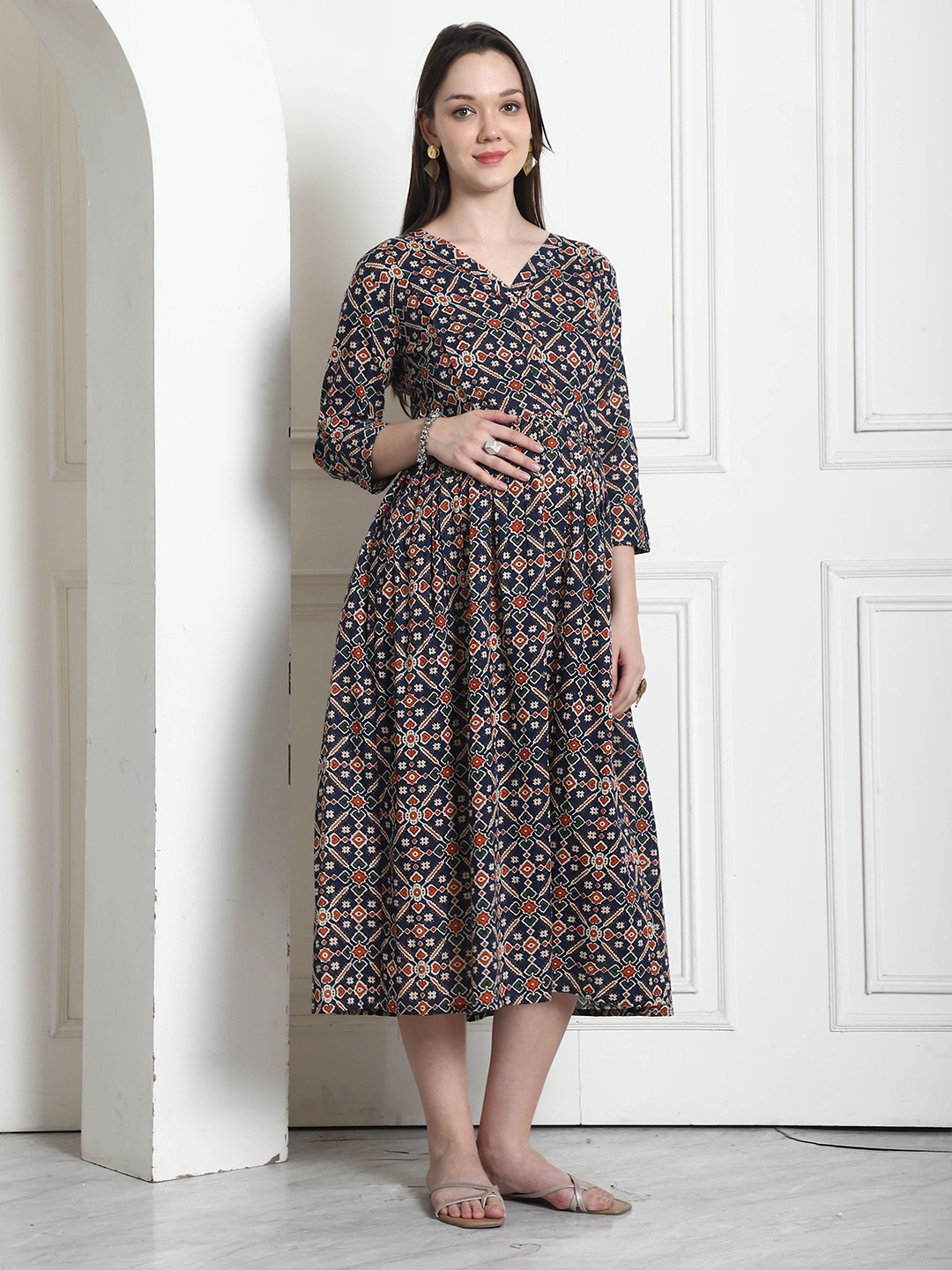

Roly Poly Women Floral Printed A-Line Midi Maternity Dress, Navy blue