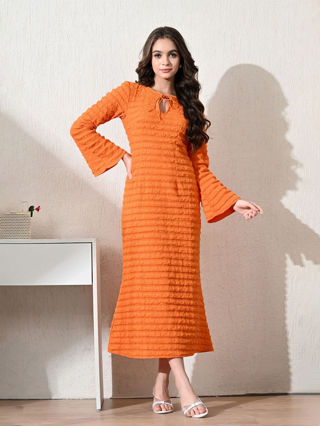 

Fuchsia Women A-Line Long Sleeves Tie-Up Neck Midi Dress, Orange