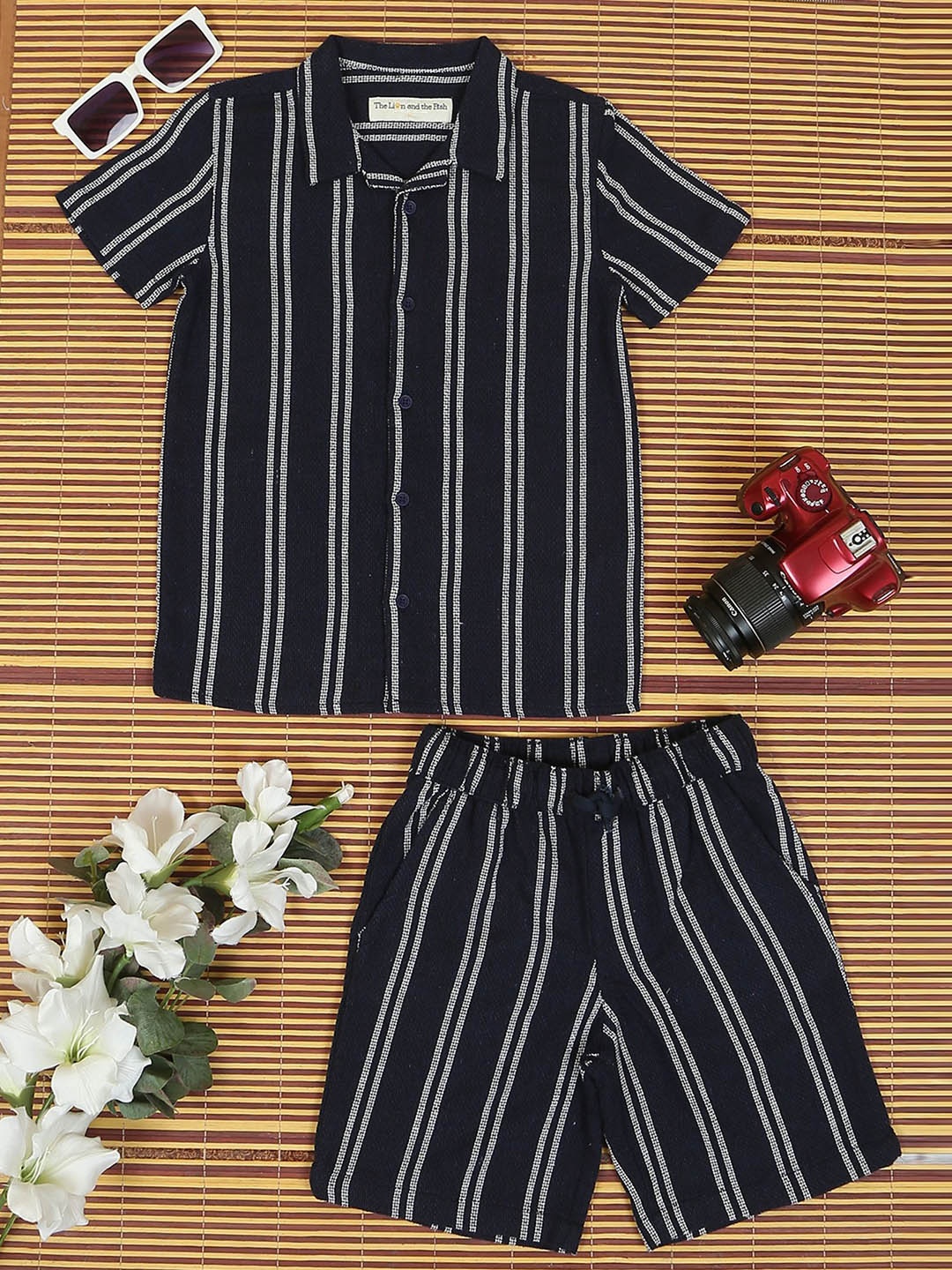 

The Lion and The Fish Boys Striped Shirt Collar Short Sleeves Shirt With Shorts, Navy blue