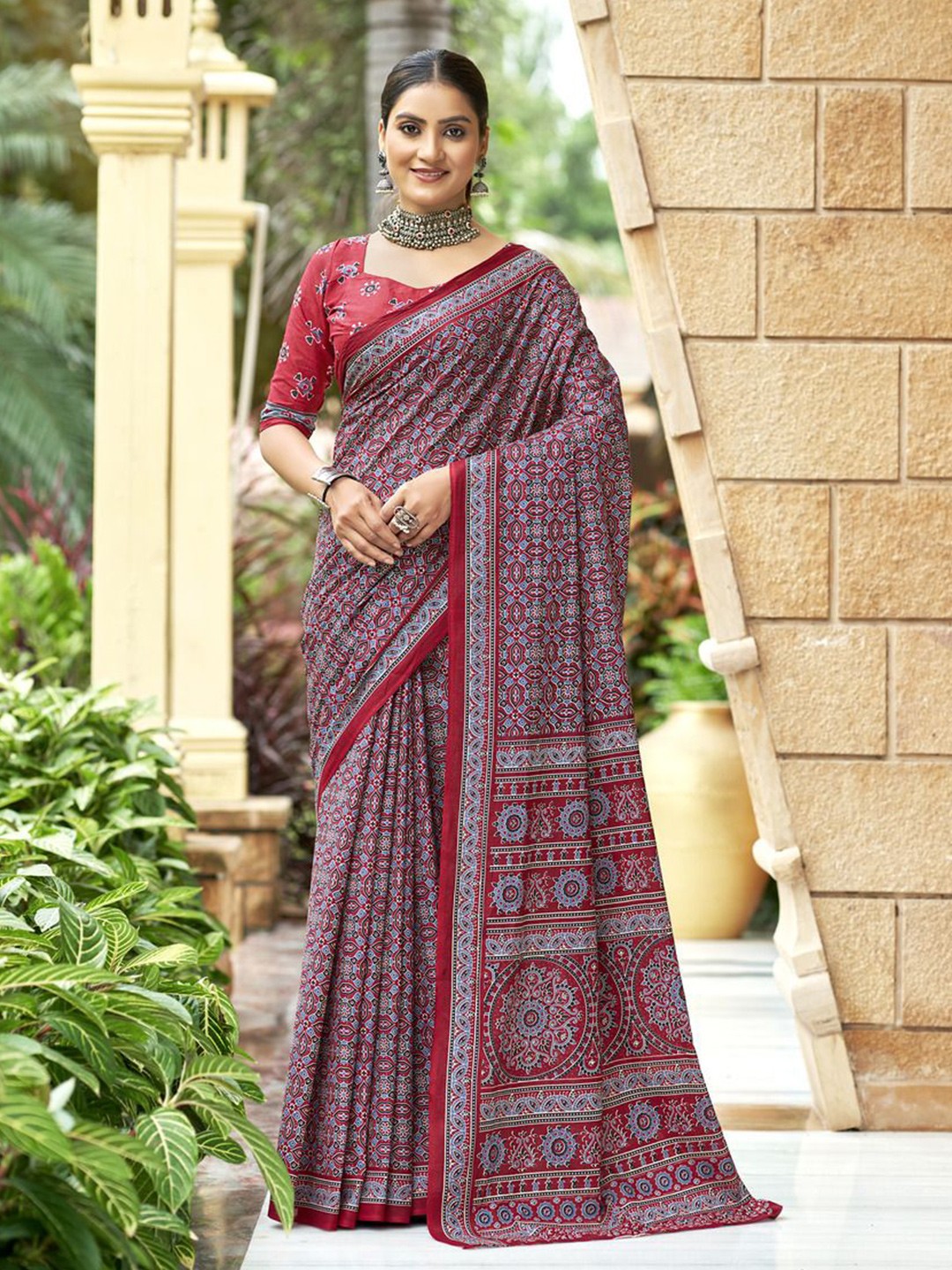 

Anouk Ethnic Motifs Pure Cotton Bagru Saree, Red