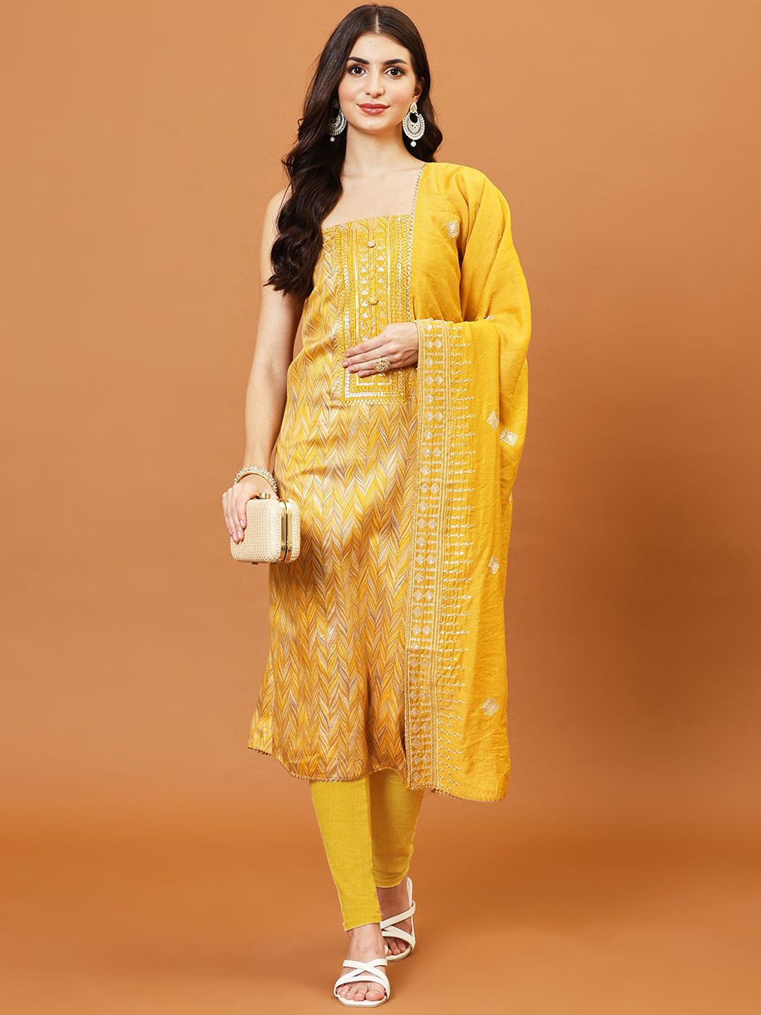 

Meena Bazaar Floral Printed Sequinned Unstitched Dress Material, Yellow
