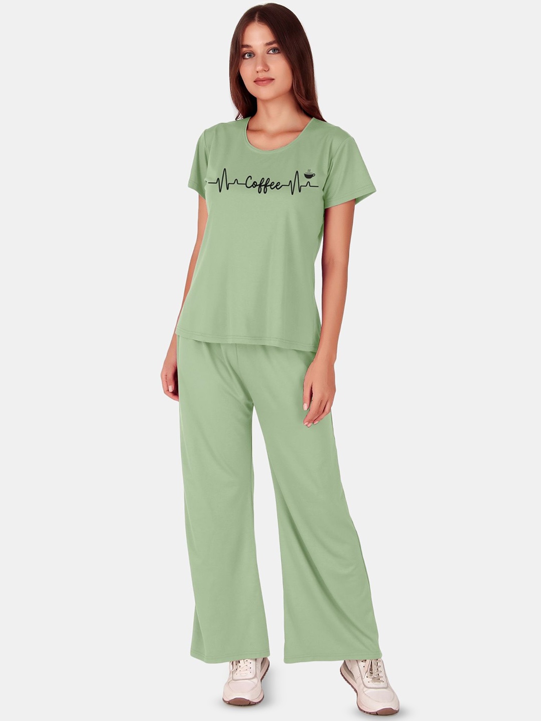 

Fasense Printed T-Shirt With Trouser Co-Ords, Green