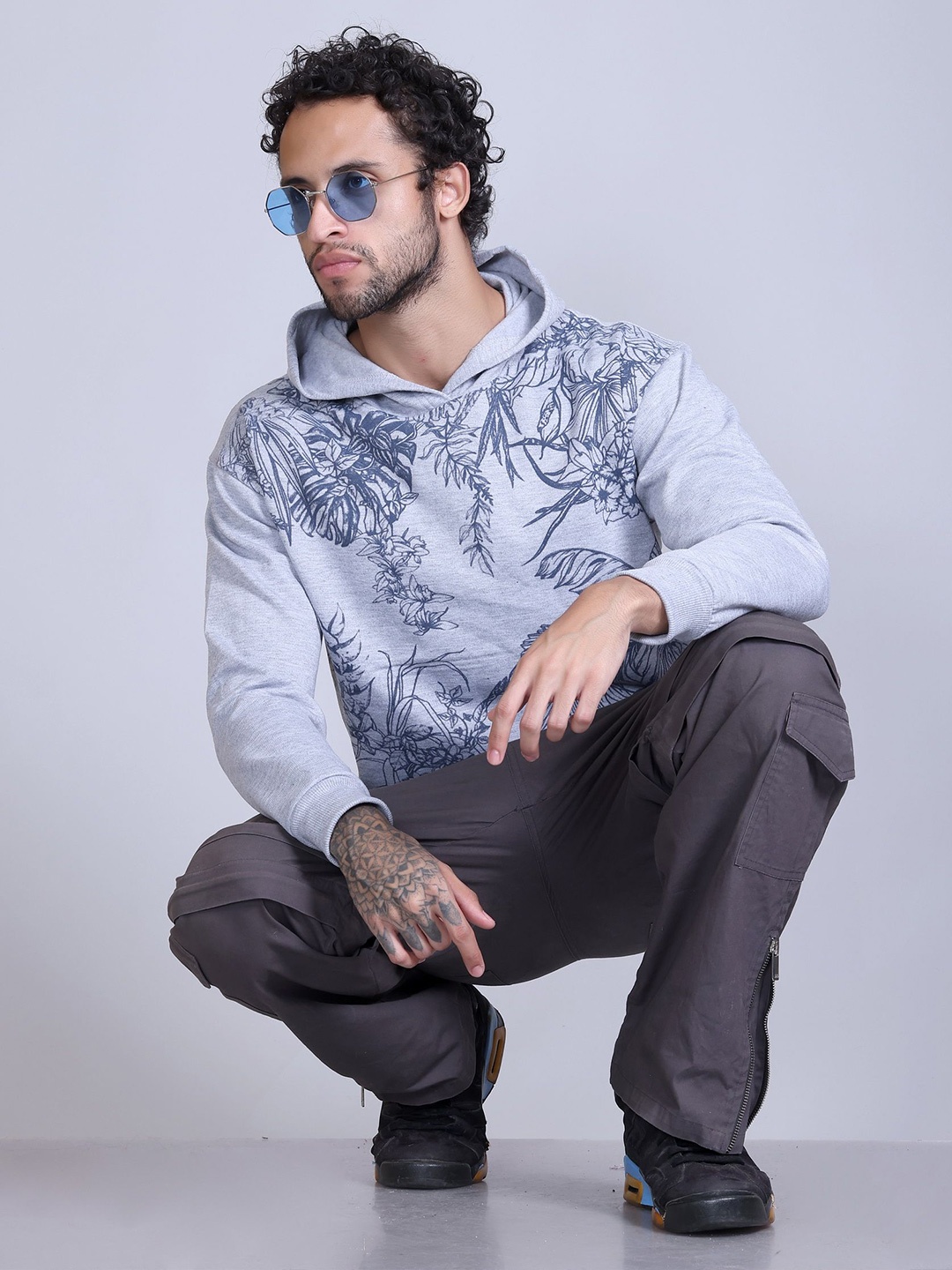 

Obaan Men Printed Hooded Sweatshirt, Grey