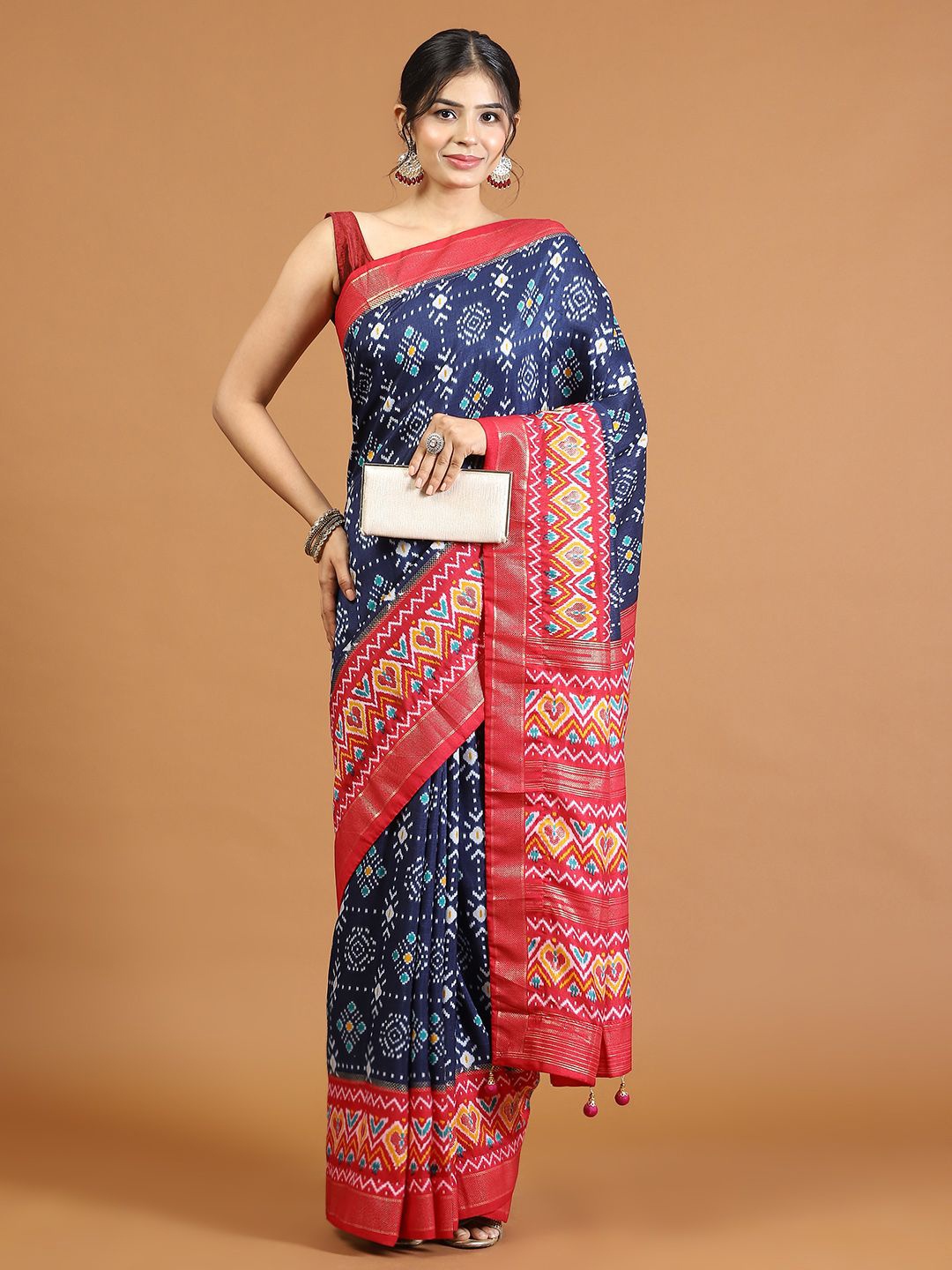 

Meena Bazaar Batik Printed Saree, Navy blue
